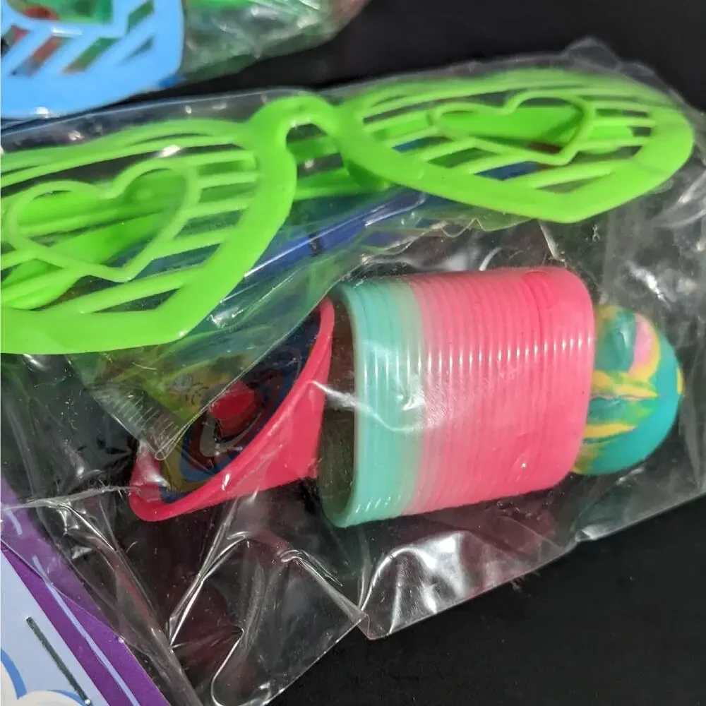 Kids Toys Striped Sunglasses Slinky Ball Top Figure